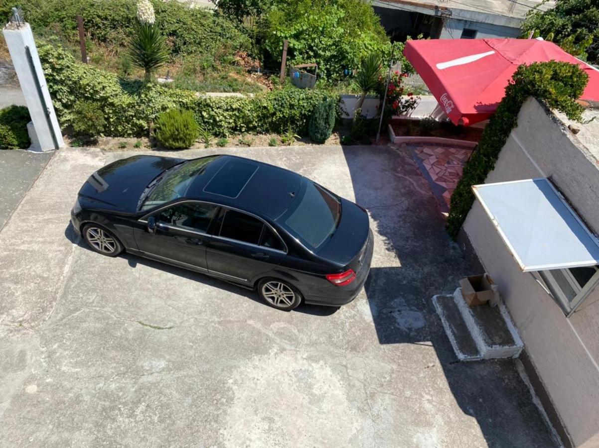 Vila Gjergji Durrës Exteriör bild